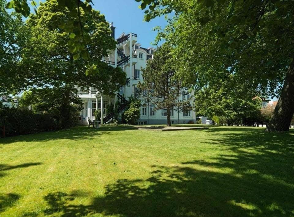 Hotel Dunepanne De Haan Luaran gambar